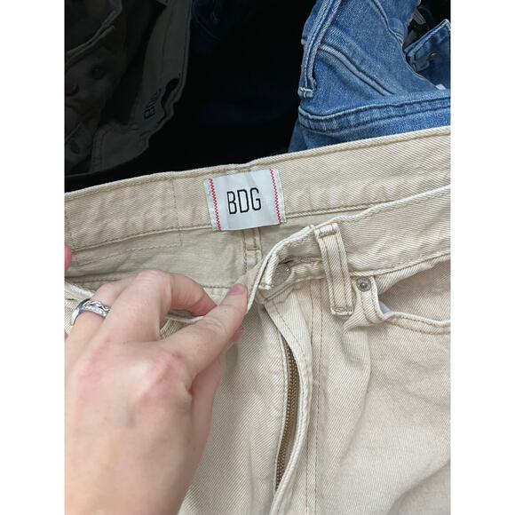 BDG Urban Outfitters Minimalist Funky High & Wide A-Line Leg Beige Denim 26 - Picture 6 of 7